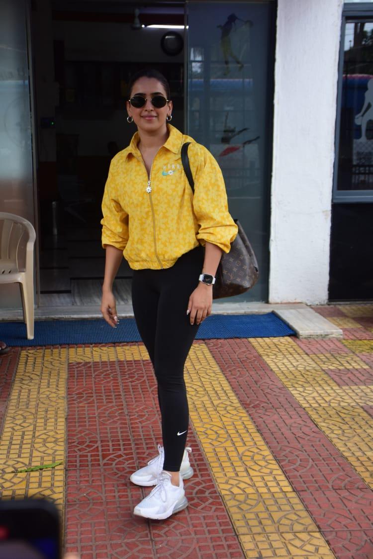 The talented Sanya Malhotra was spotted in Bandra. 